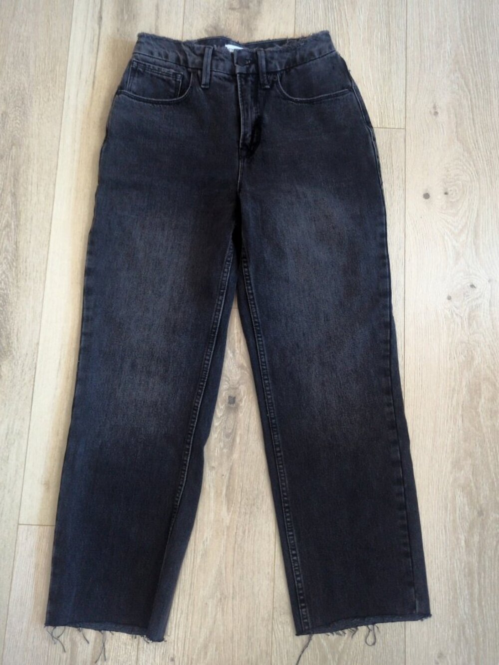 Good American Good 90s Relaxed Jeans